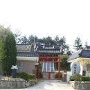 괴산 계담서원: 봄빛에 물든 조선 시대 유교 교육기관의 아름다움 이미지