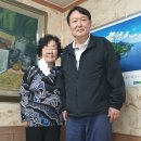 210601 윤석열, 강릉 칼국수집 기념사진… 권성동 의원과 회동 이미지