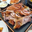 금돼지족발식당
