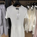 화이트 fit 이미지