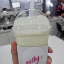 코코모바일 | 밀키 현대GRC점 신상 아보코코 후기 (Abocado &amp; Cocobut)