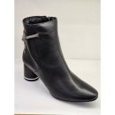 포인부츠 이미지