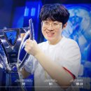 T1 공식) Leaving the Team, But never the Memory 이미지