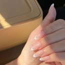 화이트네일 이미지