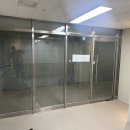 프레임짐 | 고덕 학원 프레임필름 시공 후기｜반사·스크래치 티나는 은색 프레임 해결