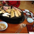 선사시대꺼먹돼지 이미지
