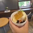 씨유인천광역시 중구유동점 | 인천 차이나타운 웨일카페 리얼 벌집아이스크림 후기 버블티아이스크림 상권르네상스사업