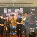 보디빌더 대회 이미지