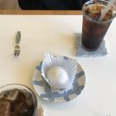 문래 채광 맛집 '알롱지서울' 카페 주문제작 무스케이크와 레몬 마들렌 내돈내산 후기