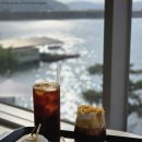 쿠키웨일 | [내돈내산] 용인 대형카페 이동저수지뷰 물멍 베이커리카페 맛집 그린웨일 후기