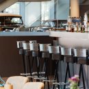 Hotel 월 이미지