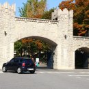 참상쾌한치과병원 앞 | [서울여행] 경희대학교 서울캠퍼스, 도서관, 평화의전당, 자연사박물관