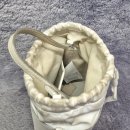 천은세탁소 | 명품가방 셀프세탁, 잘못된 정보 따라 했다가 마르지엘라 버킷백 '황변' 사연(변색 복원)