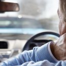 명절 장거리 운전 후 어깨·목 통증...의심해야 할 질환 3가지는? 이미지