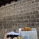 🍯덕수궁 돌담길 데이트 &lt;LIEGE 리에제 와플&gt;에서 달콤한 블루베리 크림치즈 와플🫐 내돈내산 후기