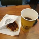 컴포즈커피지식정보단지역점