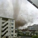 토네이도 이미지