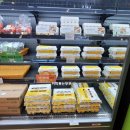 고추유통공사 나동 | 밀양시 여행 로컬푸드 행복장터 고속도로 영남루휴게소(울산방향)