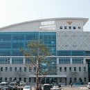 [속보] 지게차 흔들어 직원 3.2m 아래로 추락시킨 업체 대표 송치 이미지