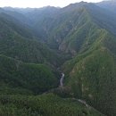 숨은 계곡 이미지