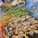 행복한솥뚜껑김치삼겹살