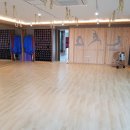 홍대전철역 8번출구 이미지