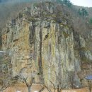 피키즈 도넛타임 | “여기 카페 맞아요?” 절벽 뷰에 압도당하는 밀양 대형 베이커리 카페 달리아커피 단장면