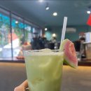 cafe here(카페..여기)