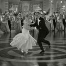 천둥 노래연습장 이미지