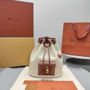 로로피아나 백팩 이미지