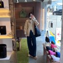 유니클로 와이드 트라우저 진 6개월 착용 후기 – 네이비 M사이즈, 단점 발견 (세일 중)