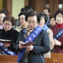 18/04/08 수원교구 시화성베드로본당 ‘전 신자 가두선교 교육·선포식’… 신자 200여 명 참가 - “선교는 우리의 책무… 하느님 사랑 전하자” 이미지