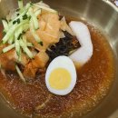 엄마와 아들의 행복한 밥상 이미지