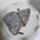 솔솔밀크티 | 에이블리 디저트 팝업 윤달 베이커리 1탄 - 오레오오즈크림빵, 타로밀크티아이스통크, 삼각이 후기