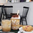 신산빌딩 | 논현역 신사역 커피 맛집 디저트 카페 추천 로스톨로지 잠원커피점 크림 라떼 맛집