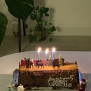 25년 (1) 뭐라도 쓰자아(스타벅스 장충, 타낫후기, 뒷북 크리스마스공연, 일상)