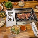 영동 돼지갈비 고기집 홍능갈비 현지인 추천 맛집 방문 후기