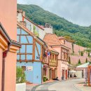 더 마을 핑크 이미지