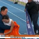 “수건 감쌌는데 표정이”…마라톤 女 결승선 논란에 감독 해명﻿ 이미지