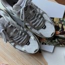 4497 | 나이키 V2K 런 써밋 화이트 메탈릭 실버 (FD0736-100, HJ4497-100) 후기, 사이즈 추천