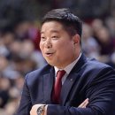 미소짓는 체육관 이미지