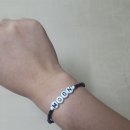 made bracelets with kevin moon 이미지