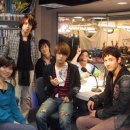 [동방신기] NACK5라디오사진인데 유천이 ㅋㅋㅋㅋㅋㅋㅋㅋㅋㅋㅋ 이미지