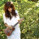 하와이 전통악기 우쿨렐레 이미지