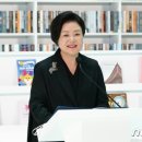 靑, 김정숙 여사 옷값 논란에 "사비로 구입…행사용은 기증·반납"(종합) 이미지