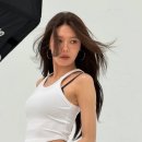 "언니 너무 어른 여자" 그룹 소녀시대 멤버이자 배우 수영, 복근 드러낸 힙한 크롭티 자태…"효리수 데뷔" 이미지