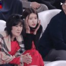 [사우디 vs 대한민국] 오늘도 경기장에 오신 조규성 어머니와 둘째누나.gif 이미지