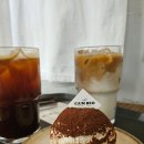 카페쿰베오 | 굽은다리 길동 [카페 쿰베오] 분위기 좋은 디저트 카페 내돈내산 후기