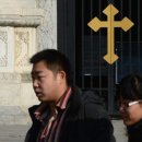 17/02/02 Chinese student converts lose their new religion - Many who become Christian while studying abroad leave faith behind after returning home 이미지