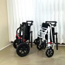 (주)메디케어 | 6.8kg 경량 휠체어, 부모님 나들이와 여행에 쓸 만할까? 바이윤 메디케어 접이식 휠체어 분석